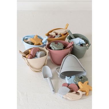 Silicone Sand bucket with toys and shovel