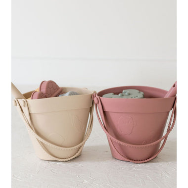 Silicone Sand bucket with toys and shovel