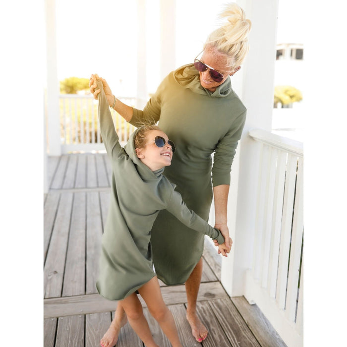 Be Mi Los Angeles Organic Luna Hoodie Dress for adults, featuring a cozy hoodie design and casual fit.