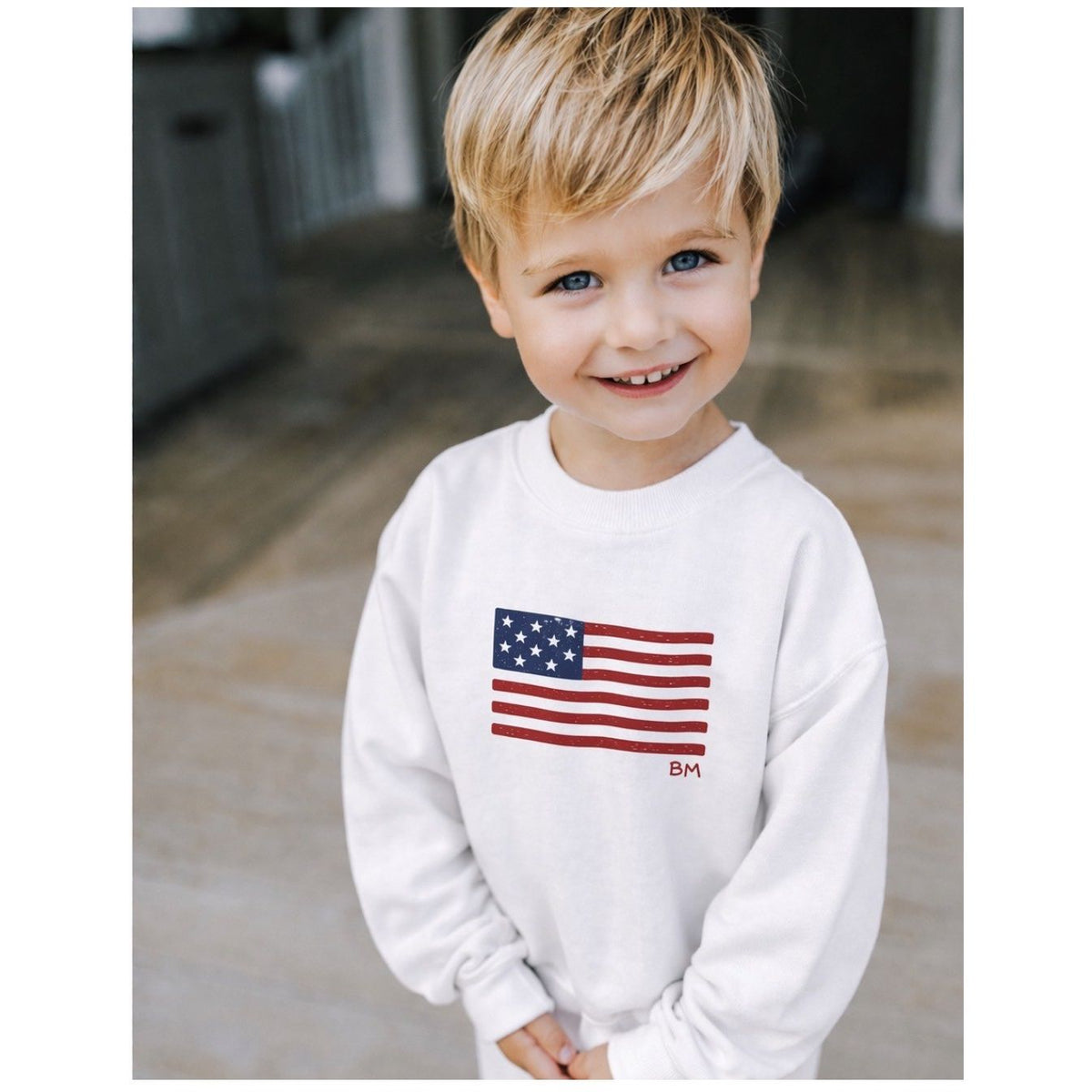 Be Mi Los Angeles Organic Cloud Flag white pullover sweatshirt with a soft, cozy design and cloud flag graphic on front.