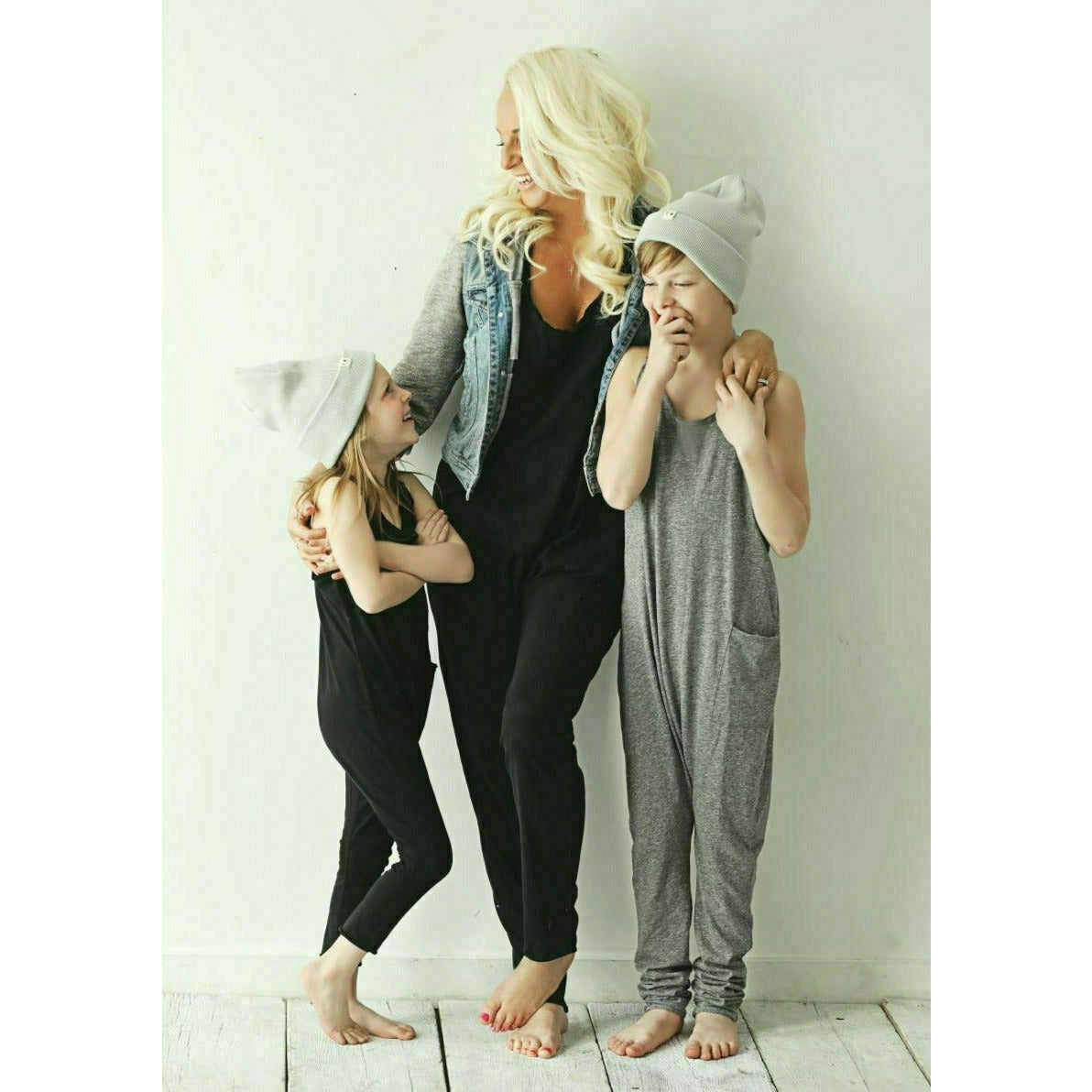 Be Mi Los Angeles women's romper, sleeveless casual romper with a relaxed fit, displayed on a hanger.
