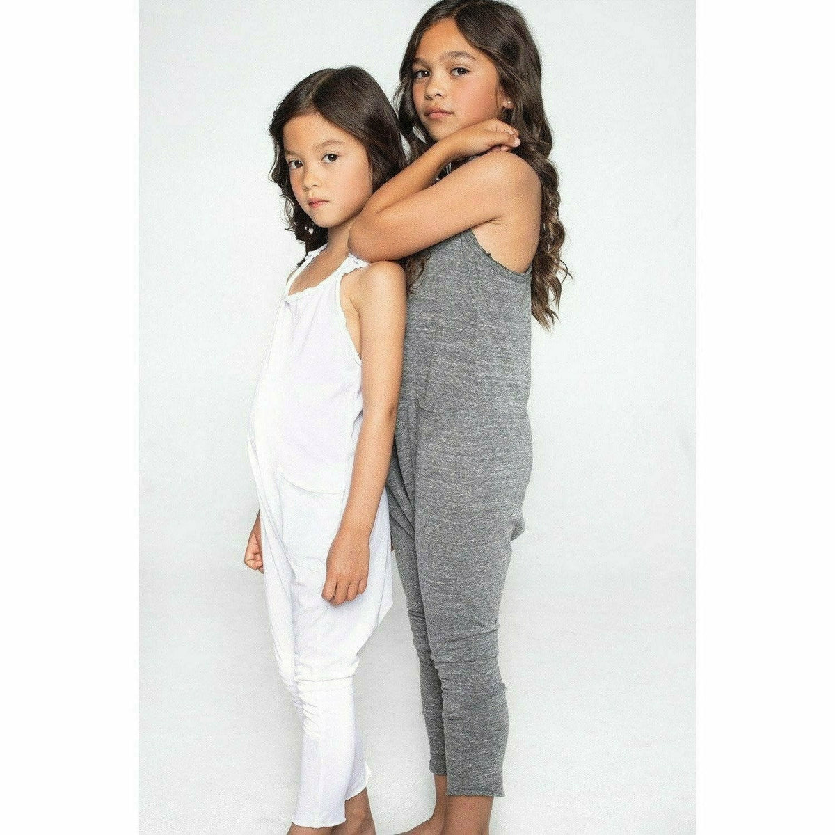 Be Mi Los Angeles Heather Grey romper, casual one-piece outfit with short sleeves and relaxed fit, displayed on a hanger.
