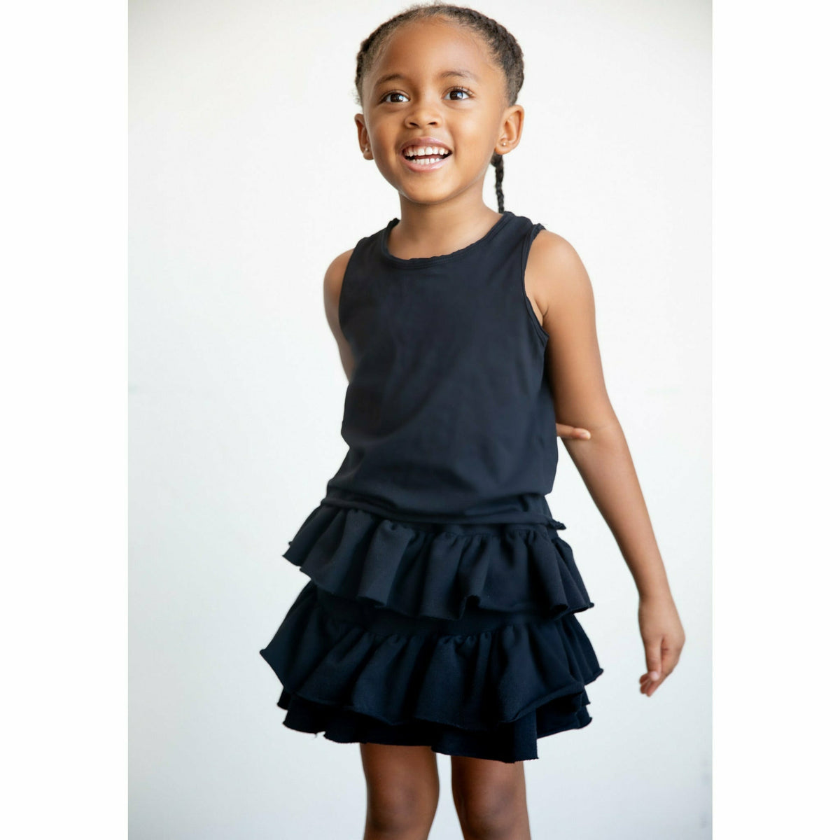 Be Mi Los Angeles Asher Tank in pink, sleeveless tank top with a relaxed fit, perfect for casual wear and layering.