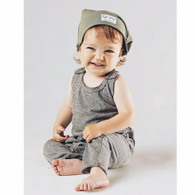 Baby romper in Heather Grey by Be Mi Los Angeles, soft cotton one-piece outfit with long sleeves and snaps for easy dressing.