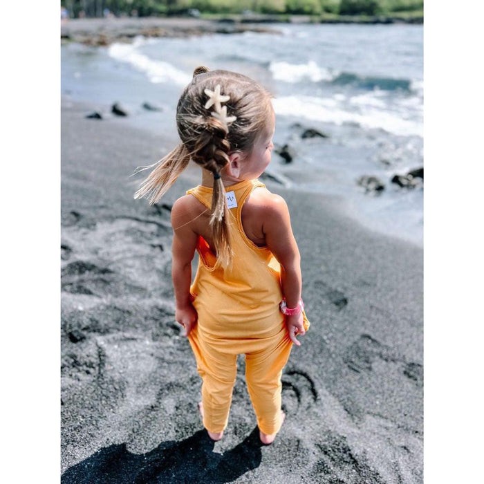 Be Mi Los Angeles Honey romper featuring a stylish, lightweight design with a relaxed fit and trendy pattern.