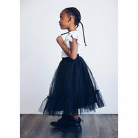 Be Mi Los Angeles Natalia Ruffle Top sleeveless, stylish women's top with ruffle details and a fitted design, perfect for casual wear.