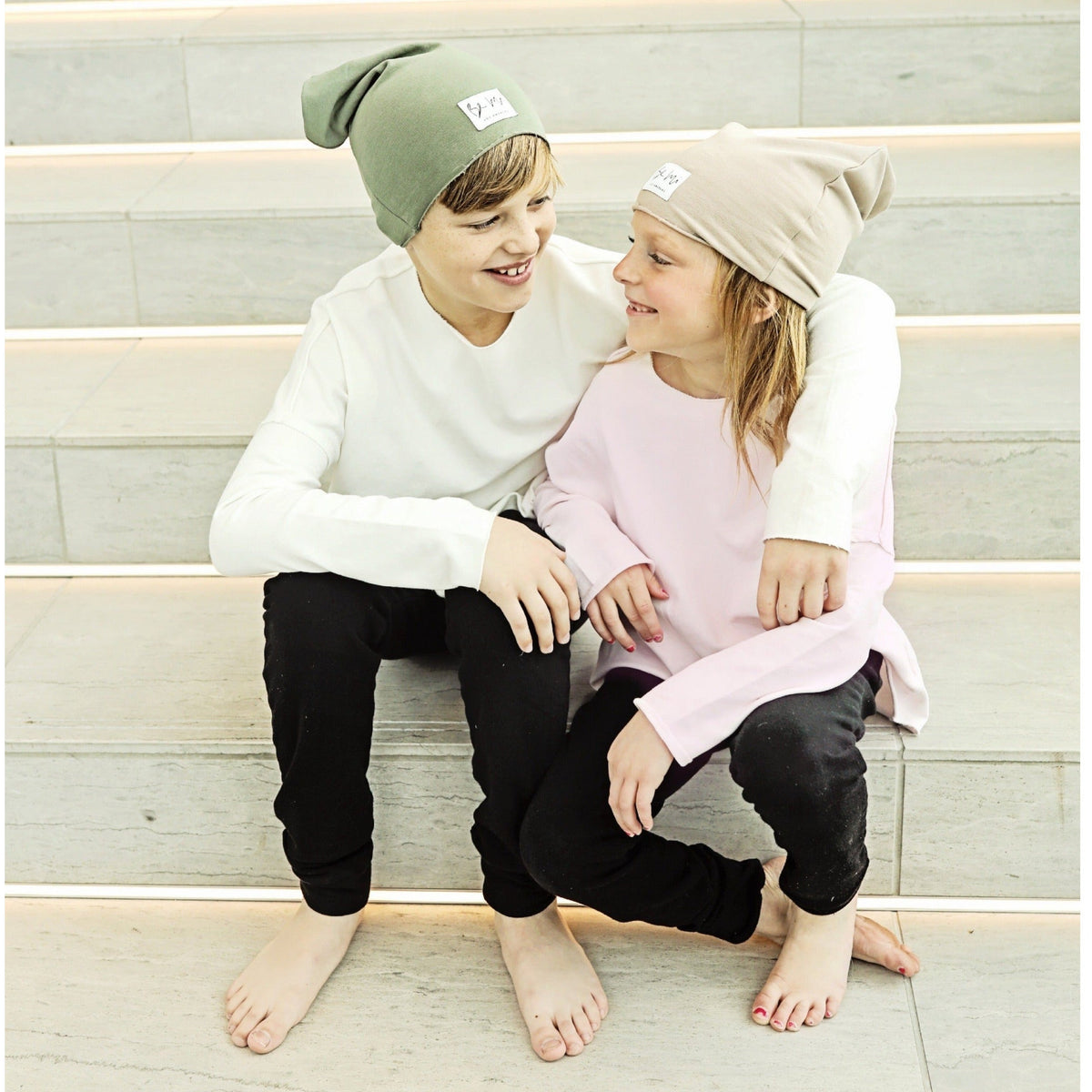 Organic oversized Be Mi Los Angeles beanie in soft, natural fabric, shown in a cozy, relaxed fit style.